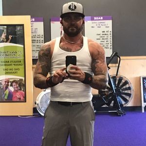 Meet your Posher, Travis